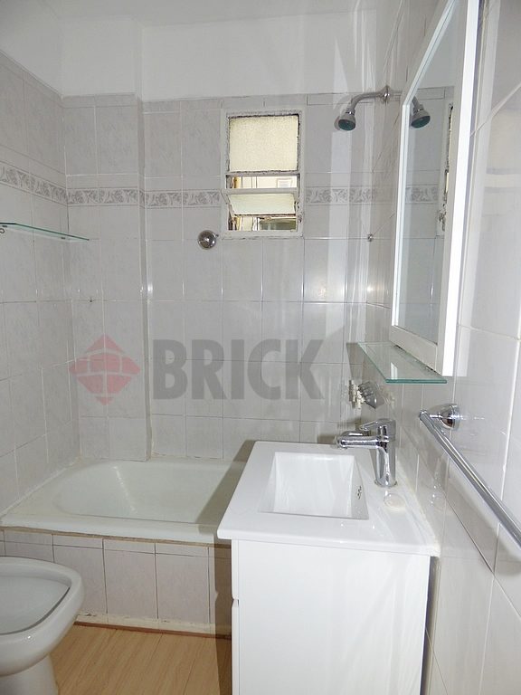 NEUQUEN al 1000 Piso 5 11