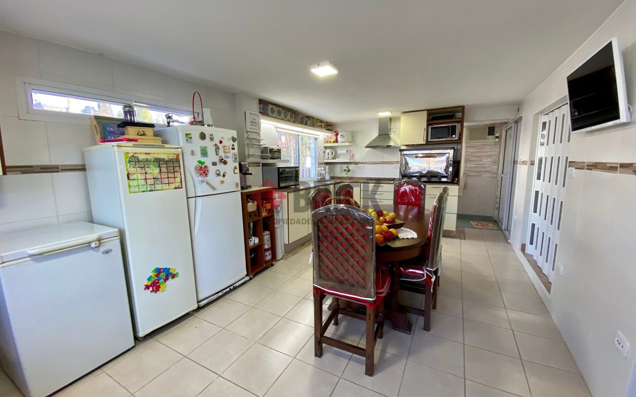 Jonas Salk al 4200 7