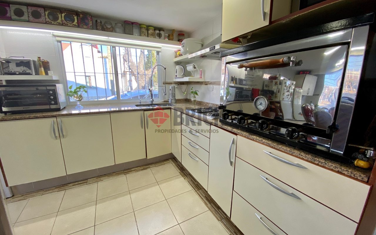 Jonas Salk al 4200 8