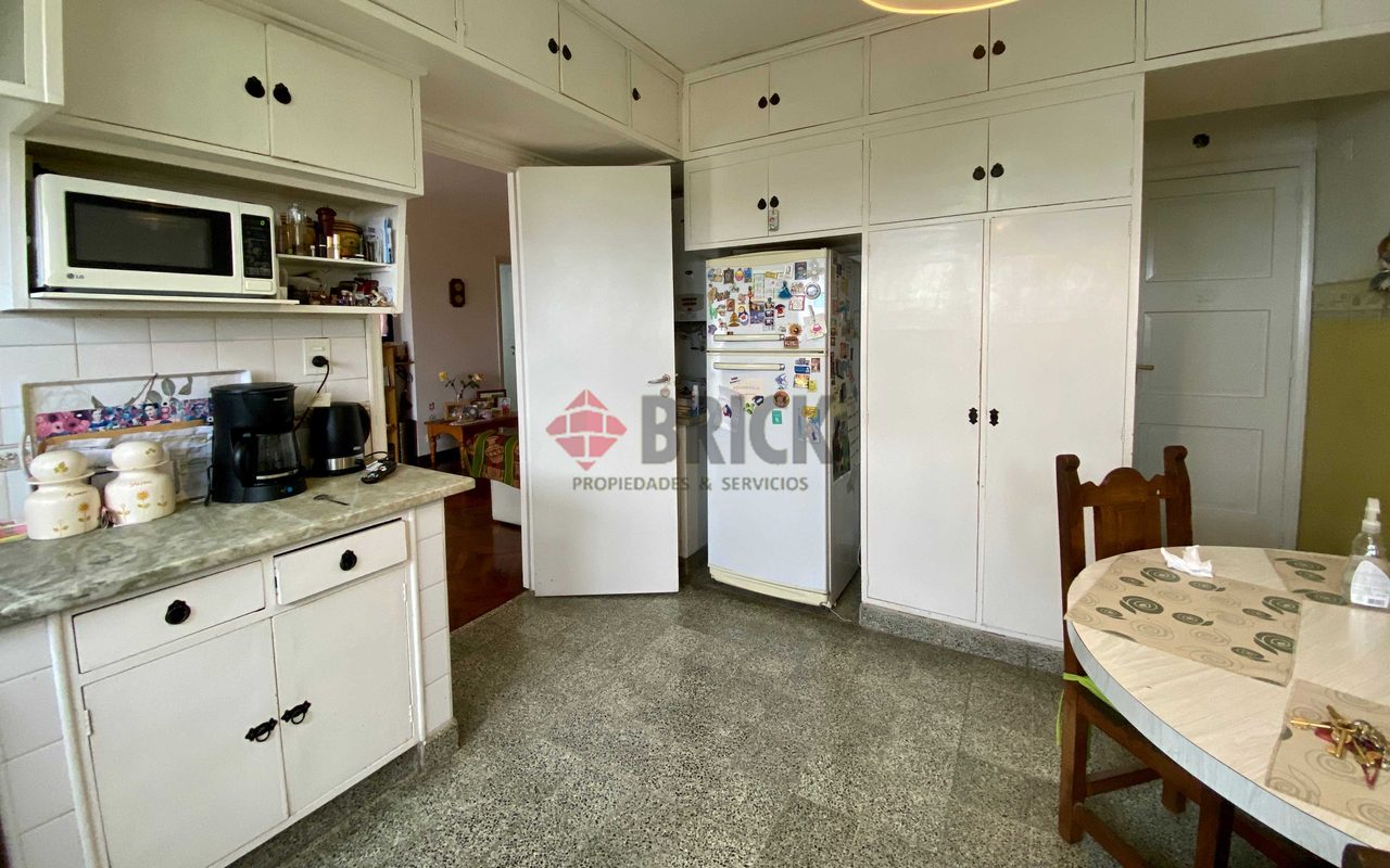 19 DE MARZO al 100 Piso 7 B 10