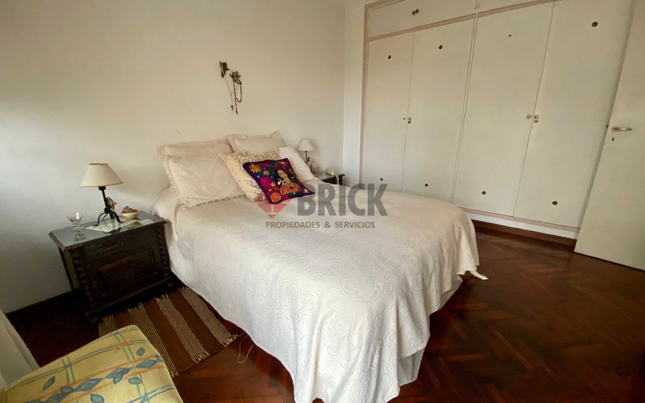 19 DE MARZO al 100 Piso 7 B 12