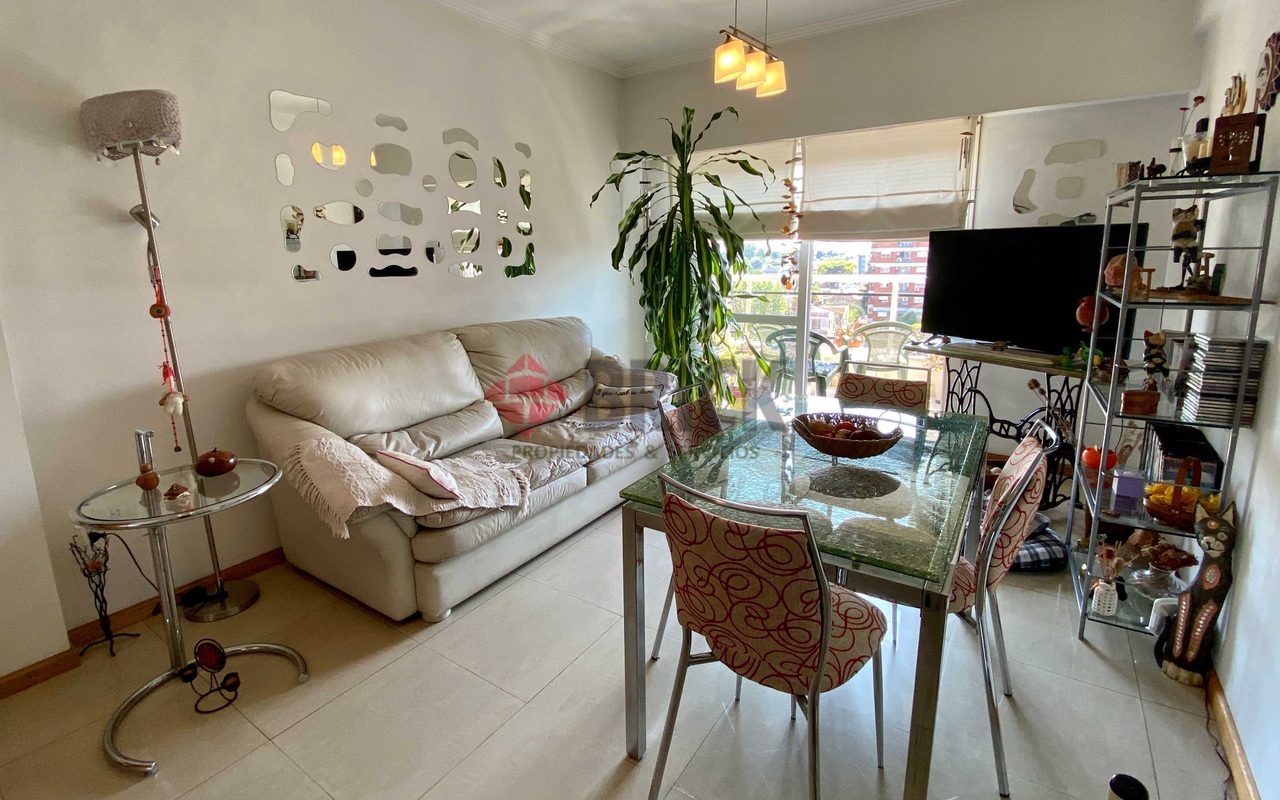 LAS HERAS al 100 Piso 6 6