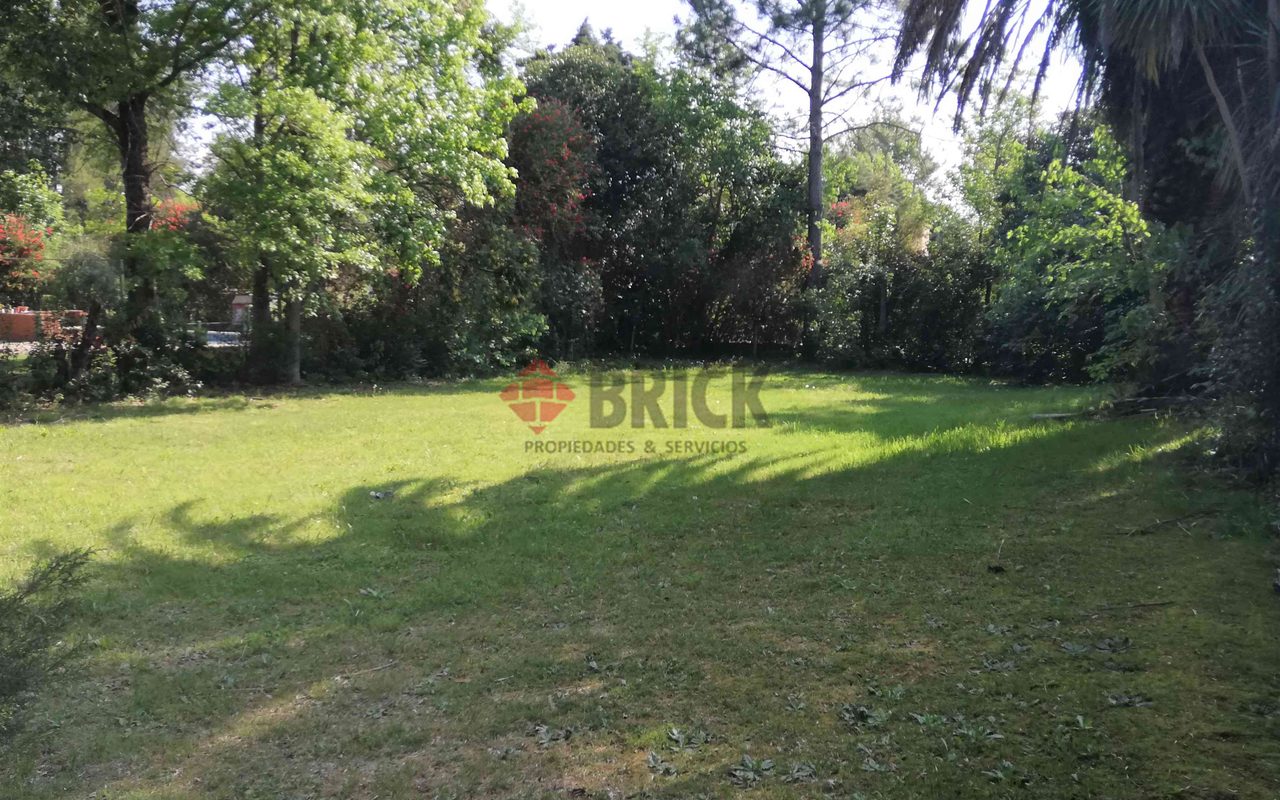 GOLFERS COUNTRY CLUB 2