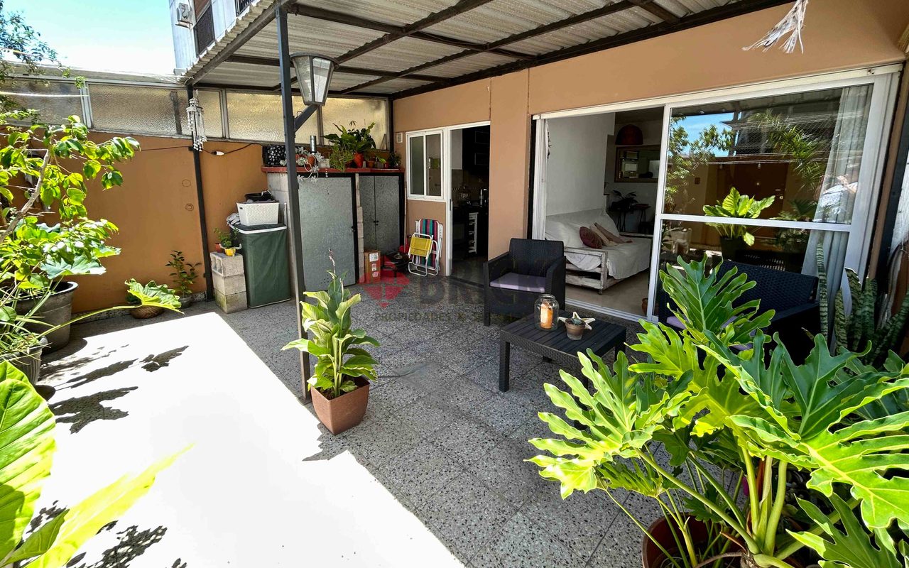 AV. RIVADAVIA al 13800 Piso 1 2