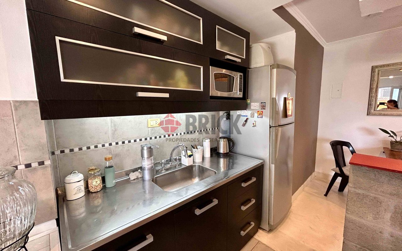 AV. RIVADAVIA al 13800 Piso 1 6