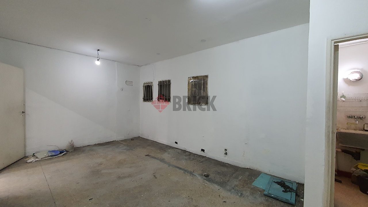 LAS HERAS, AV. al 2600 4