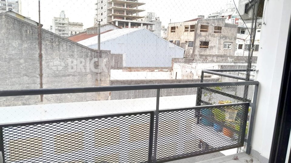 ALSINA, ADOLFO al 2600 Piso 4 4