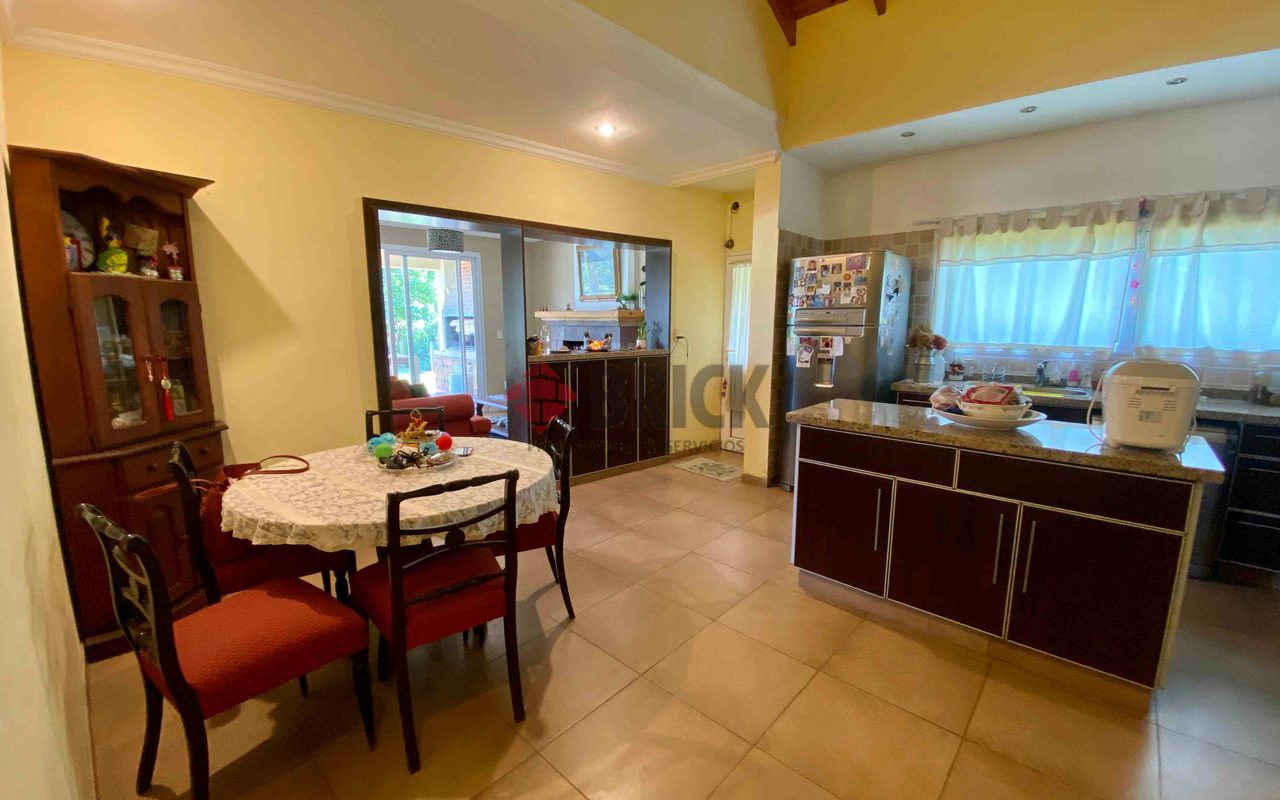 Bº SAN ISIDRO LABRADOR 8