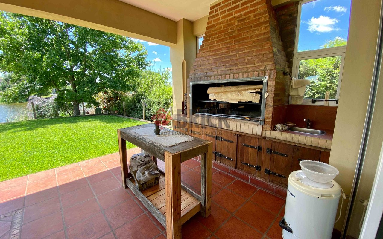 Bº SAN ISIDRO LABRADOR 9