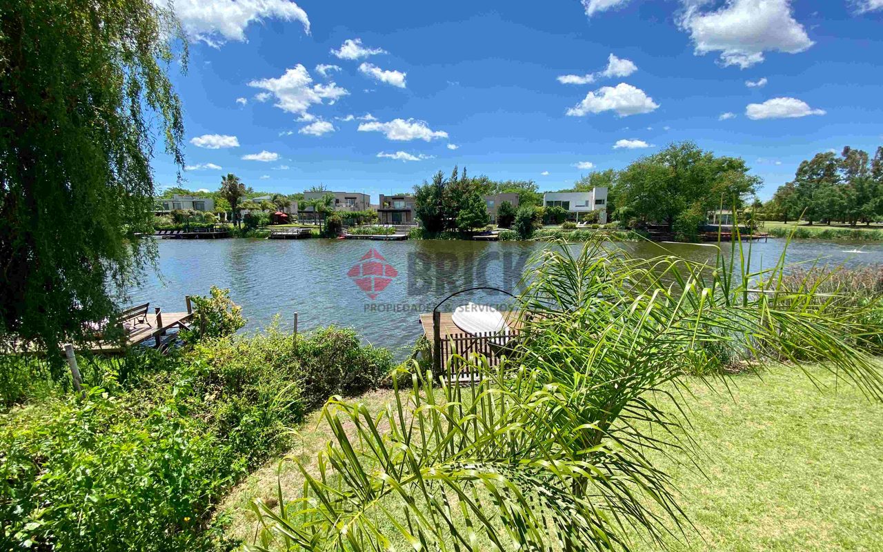 Bº SAN ISIDRO LABRADOR 23