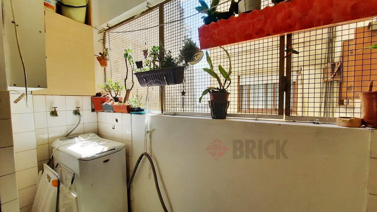 BILLINGHURST al 1200 Piso 5 12