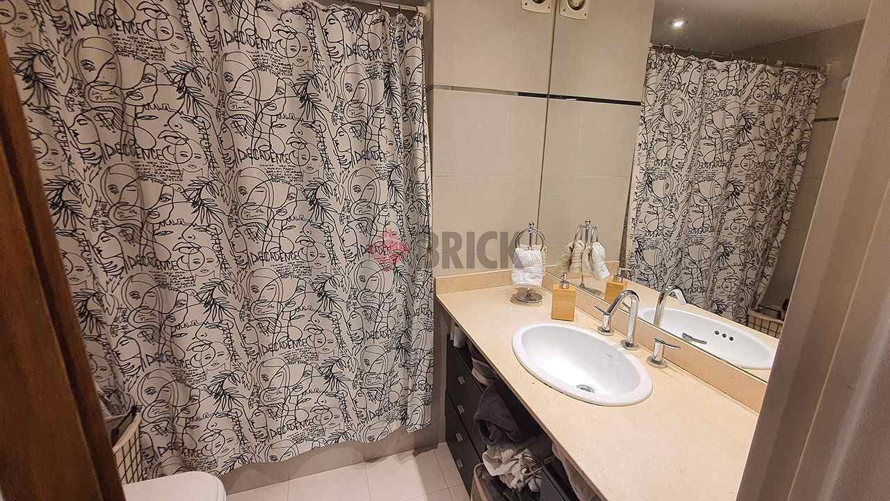 HERNANDEZ, JOSE al 2200 Piso 3 9