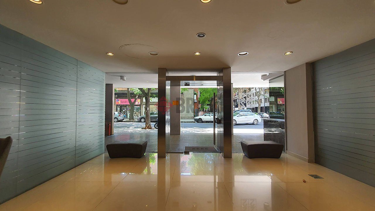 HERNANDEZ, JOSE al 2200 Piso 3 14