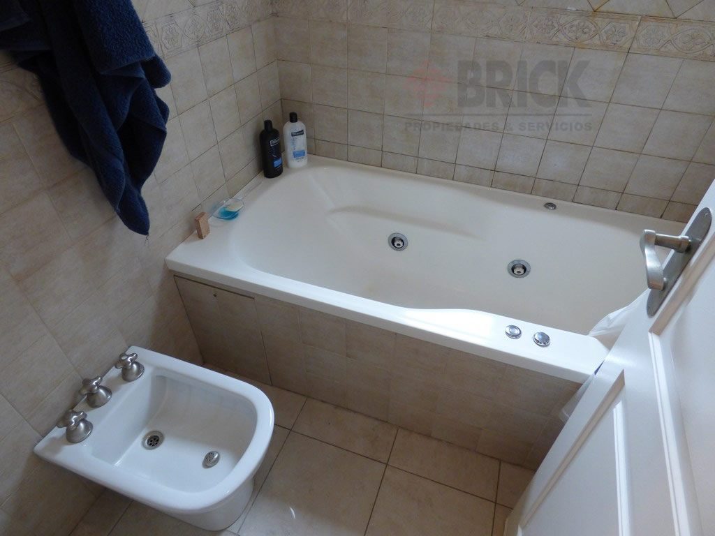 HUSARES al 2200 Piso 5 22