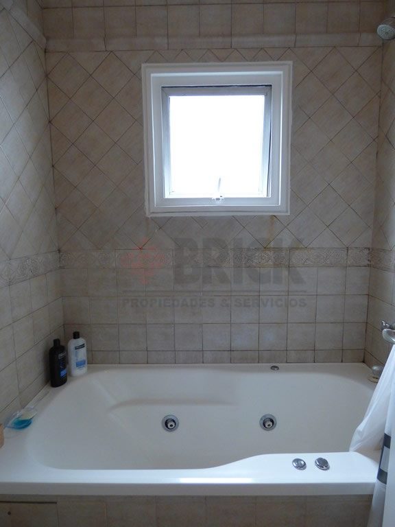 HUSARES al 2200 Piso 5 23