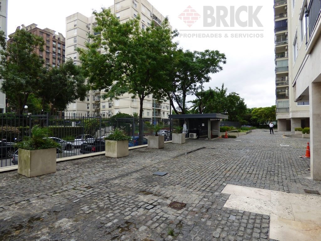 HUSARES al 2200 Piso 5 50