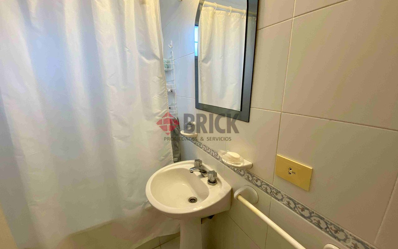 CORDOBA al 2500 Piso 2 14