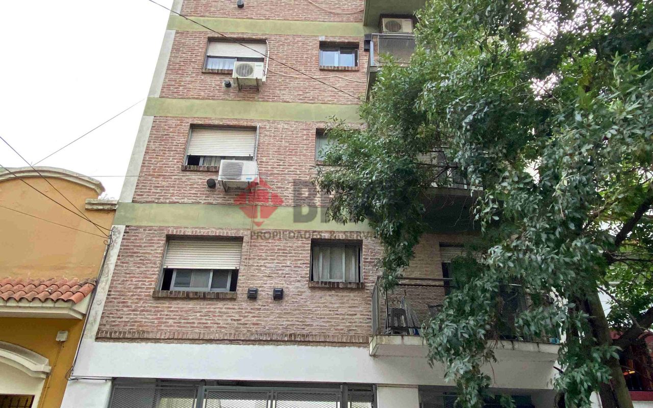 CORDOBA al 2500 Piso 2 1
