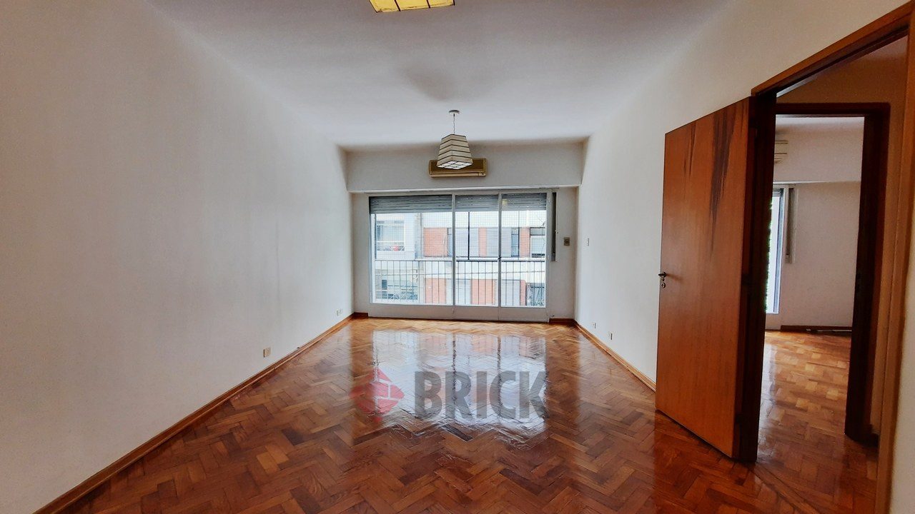 MANSILLA, GRAL. LUCIO al 2400 Piso 2 1