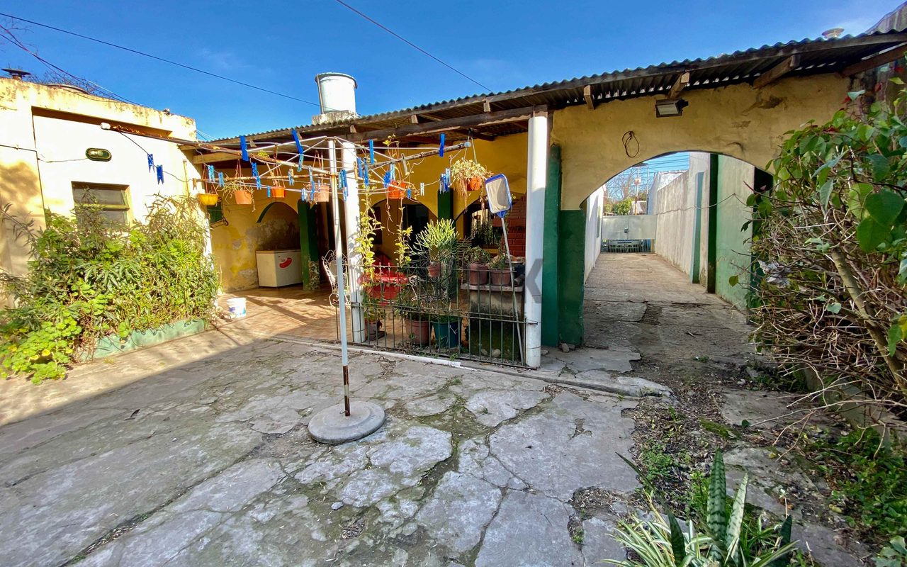 MIGUEL DE UNAMUNO al 3600 20