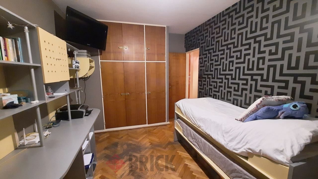 SALGUERO, JERONIMO al 2100 Piso 3 18