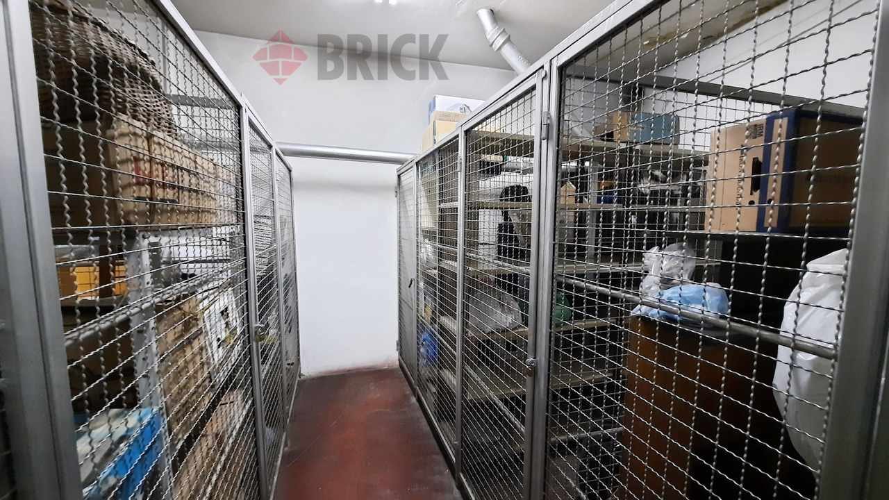 SALGUERO, JERONIMO al 2100 Piso 3 29