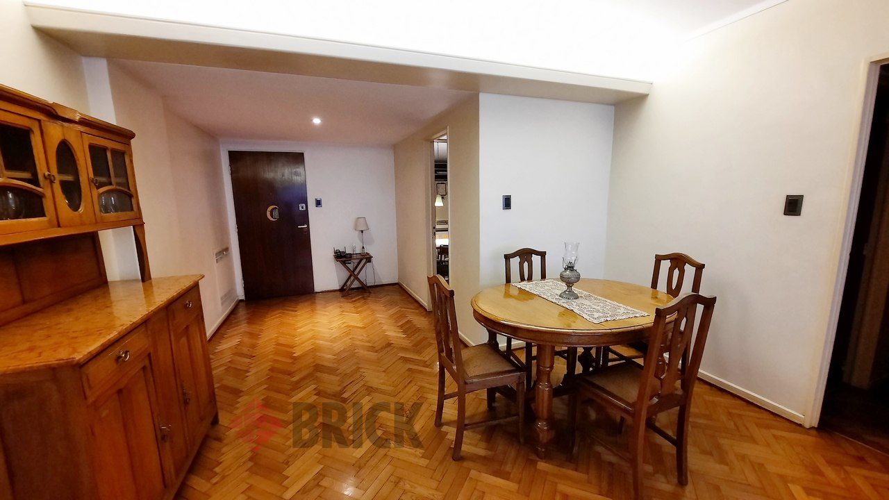 SALGUERO, JERONIMO al 2100 Piso 3 5