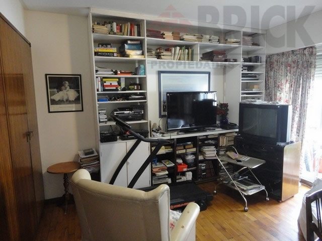 FRENCH al 2200 Piso 6 19