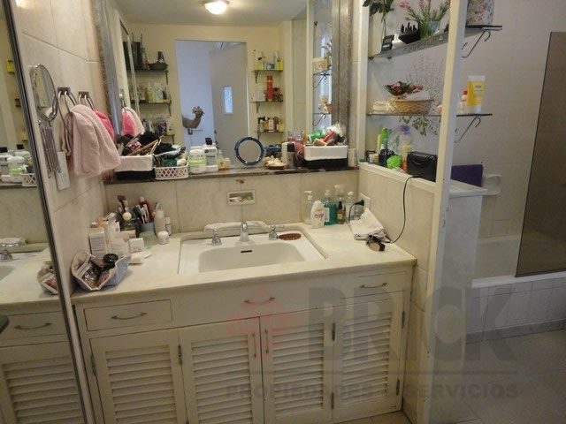 FRENCH al 2200 Piso 6 30