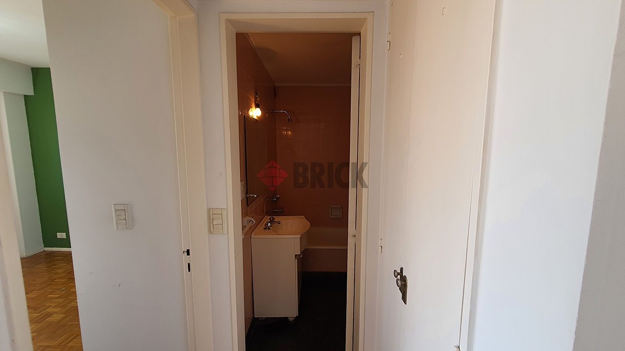 AGUILAR al 2300 Piso 20 9