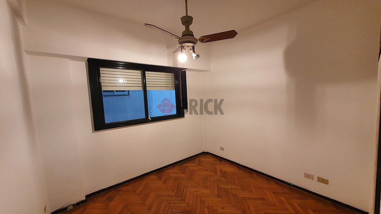 ECUADOR al 1500 Piso 2 14