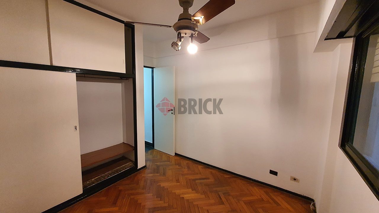 ECUADOR al 1500 Piso 2 15