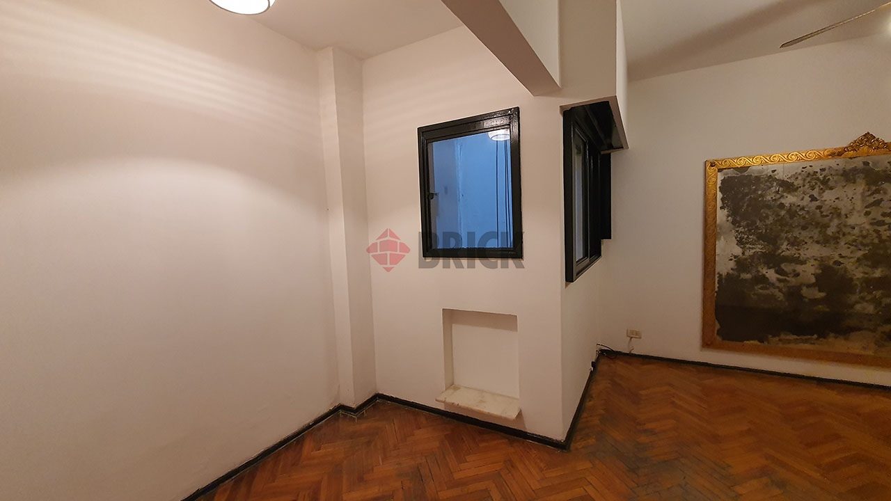 ECUADOR al 1500 Piso 2 2