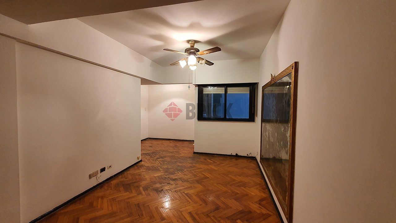 ECUADOR al 1500 Piso 2 5