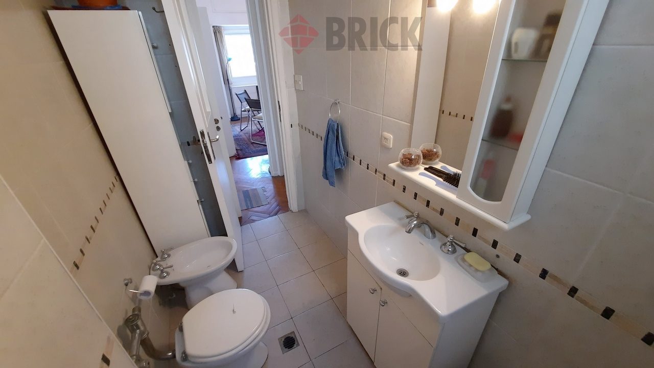 PELLEGRINI, CARLOS al 800 Piso 7 13