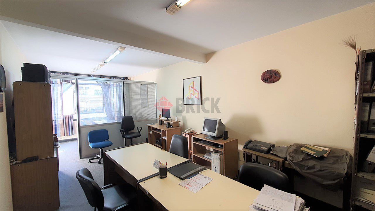 CORRIENTES, AV. al 2300 Piso 6 5