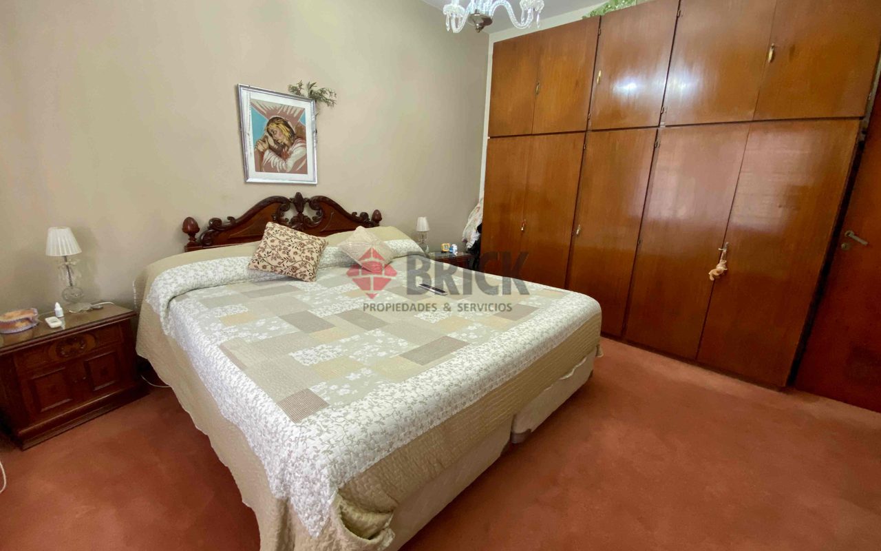 MERCEDES ALVAREZ al 2000 17