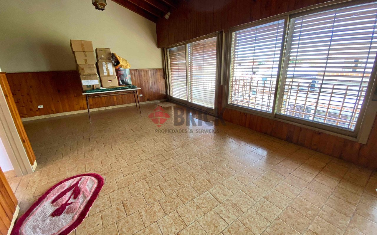 MERCEDES ALVAREZ al 2000 27