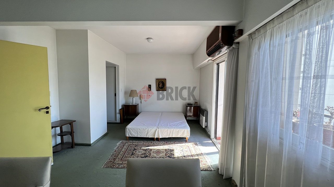 CONDE al 2200 Piso 6 18