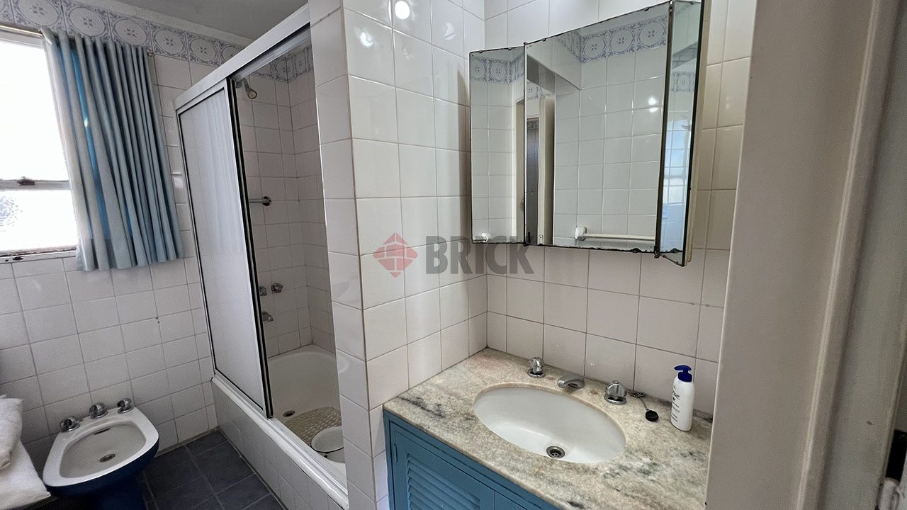 CONDE al 2200 Piso 6 23