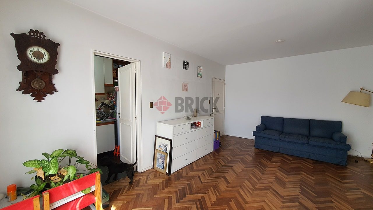 MENDOZA al 1700 Piso 6 1