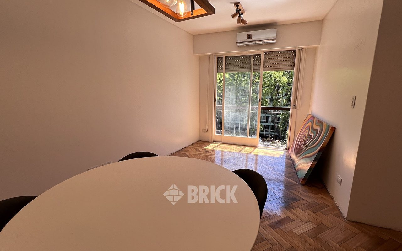 THAMES al 2000 Piso 5 4