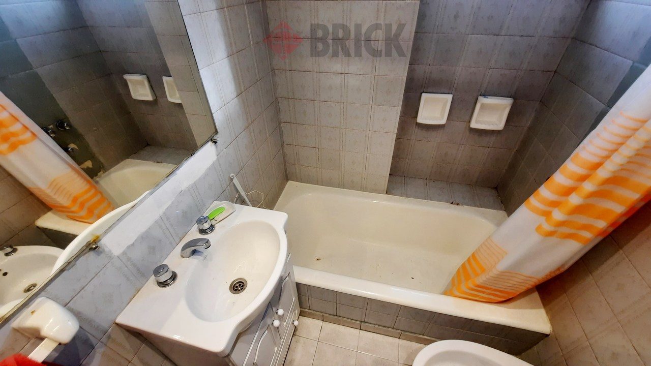 RIVADAVIA, AVDA. al 7500 Piso 2 14