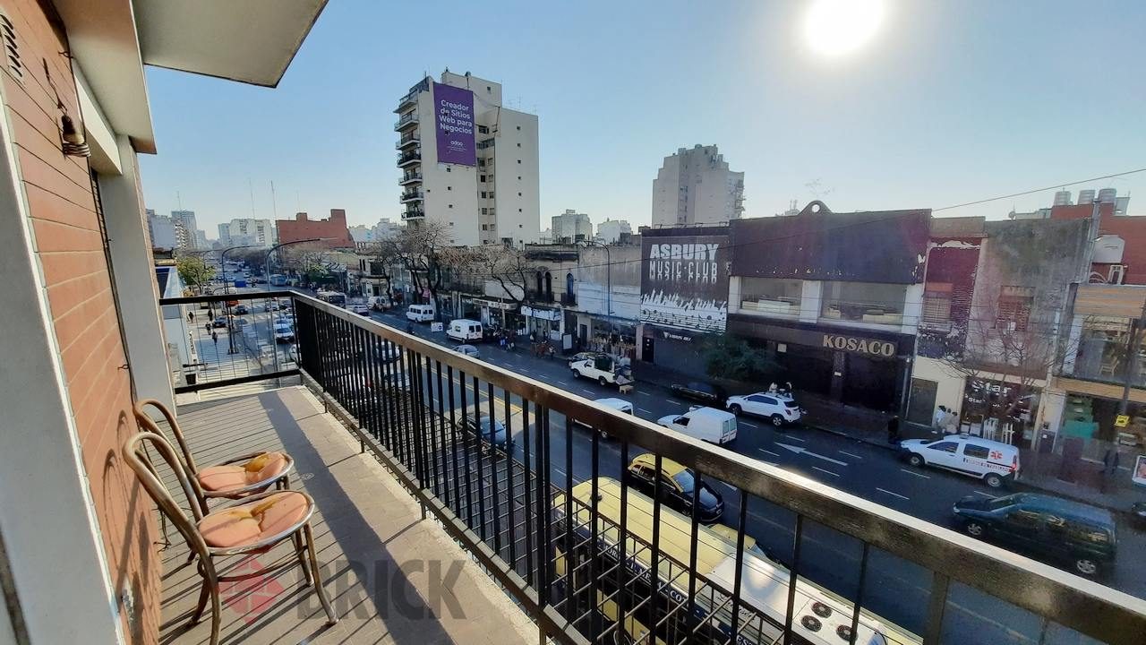 RIVADAVIA, AVDA. al 7500 Piso 2 5