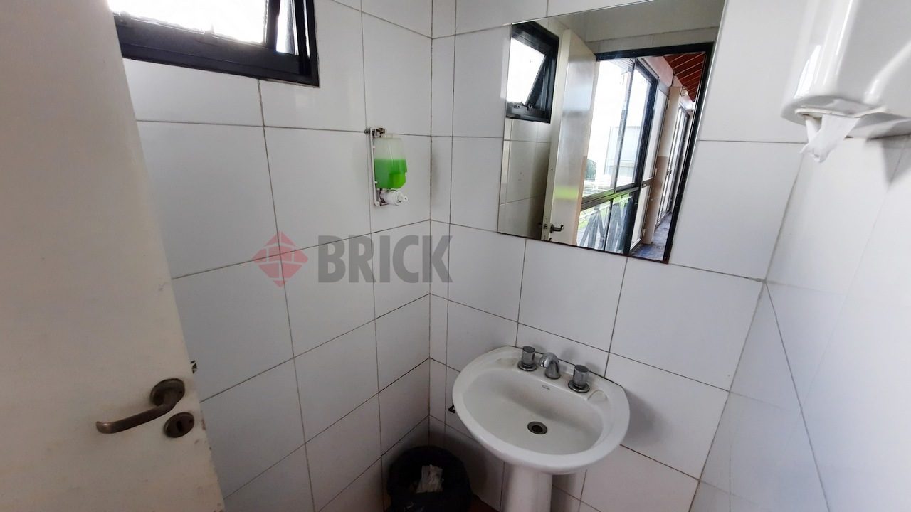 SEGUI, FCO. JOSE al 500 Piso PB 29