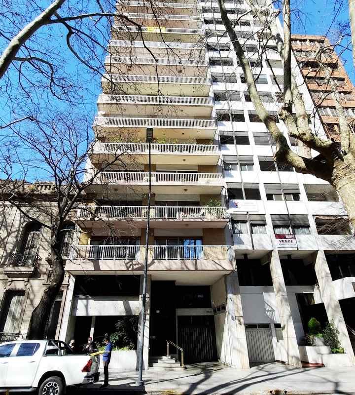AVENIDA 53 al 700 Piso 10 40
