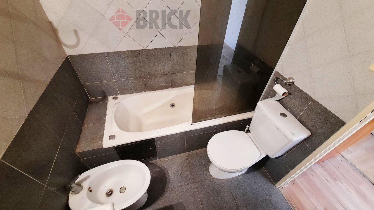 LAMBARE al 800 Piso 2 17