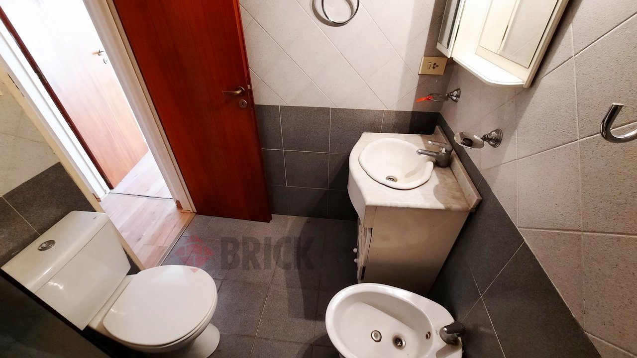 LAMBARE al 800 Piso 2 18