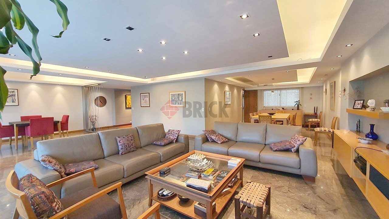AUSTRIA al 2600 Piso 12 8