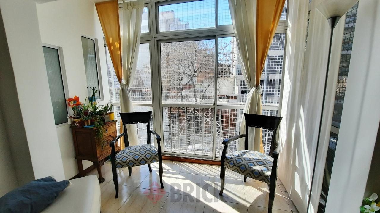 AMBROSETTI al 800 Piso 2 3